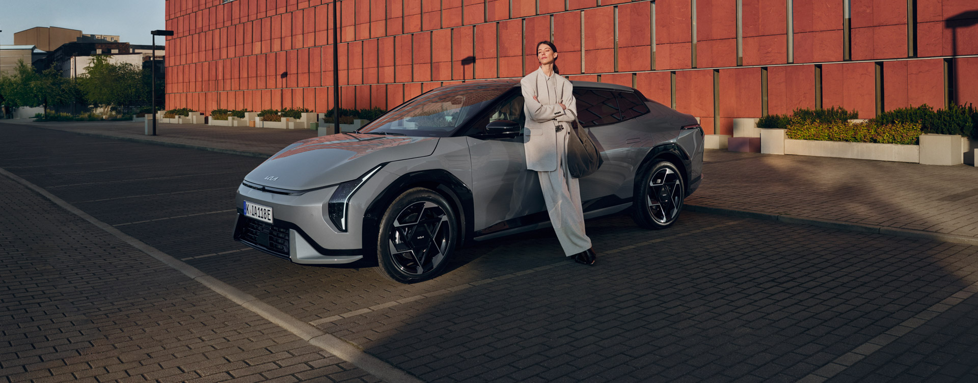 Kia EV4 Fastback in Seitenansicht