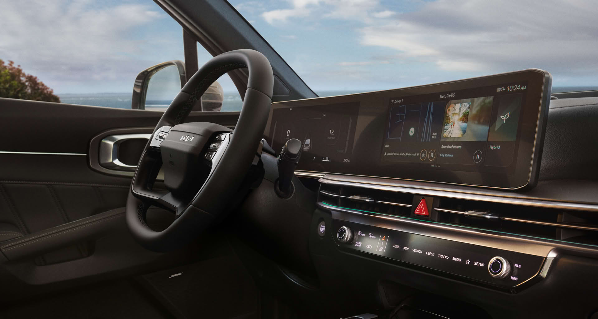 Gewölbtes 31,2 cm (12,3 Zoll) Doppel-Panoramadisplay⁹