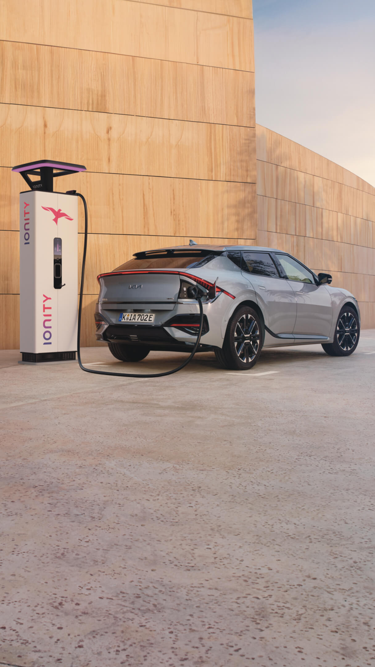 Kia EV6 an einer IONITY Ladestation